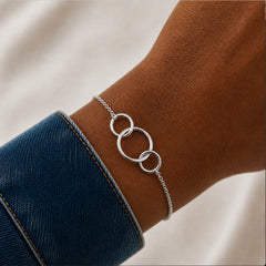 Silver family bracelet with 3 rings