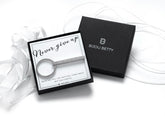 Never give up keyring in Bijou Betty gift box.