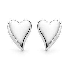Close-up of 925 silver 9mm x 6mm heart stud earrings, perfect for 21st birthday gifts for sisters or girlfriends.