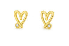 Close-up of 925 silver heart earrings with gold-plated finish, perfect for 18th birthday gifts for sisters.