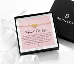 Close-up of gold-plated stainless steel heart bracelet, perfect for thank-you or Christmas gifts.