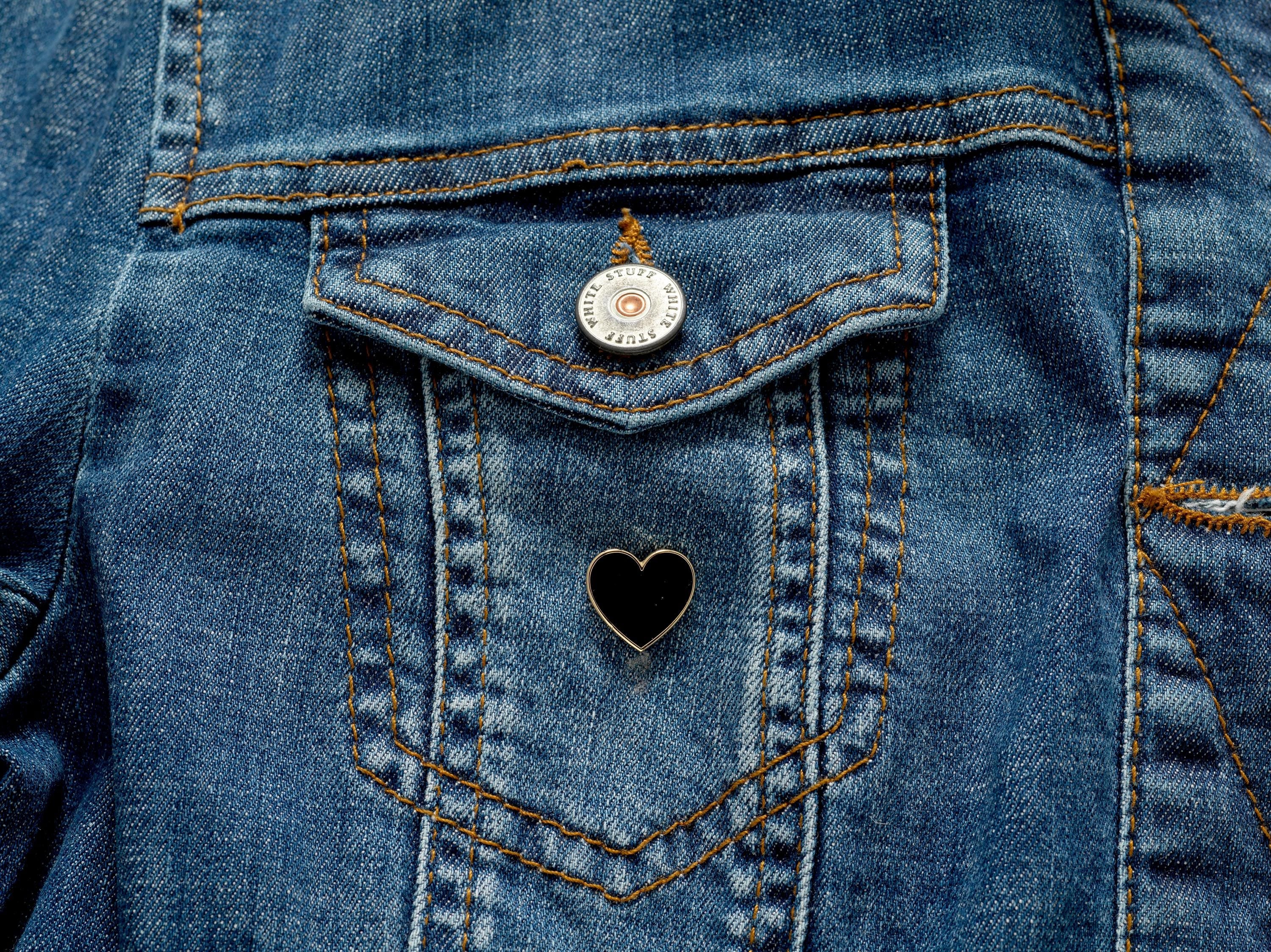 Bijou Betty black heart pin with optional gift box and customised tag, great for partners